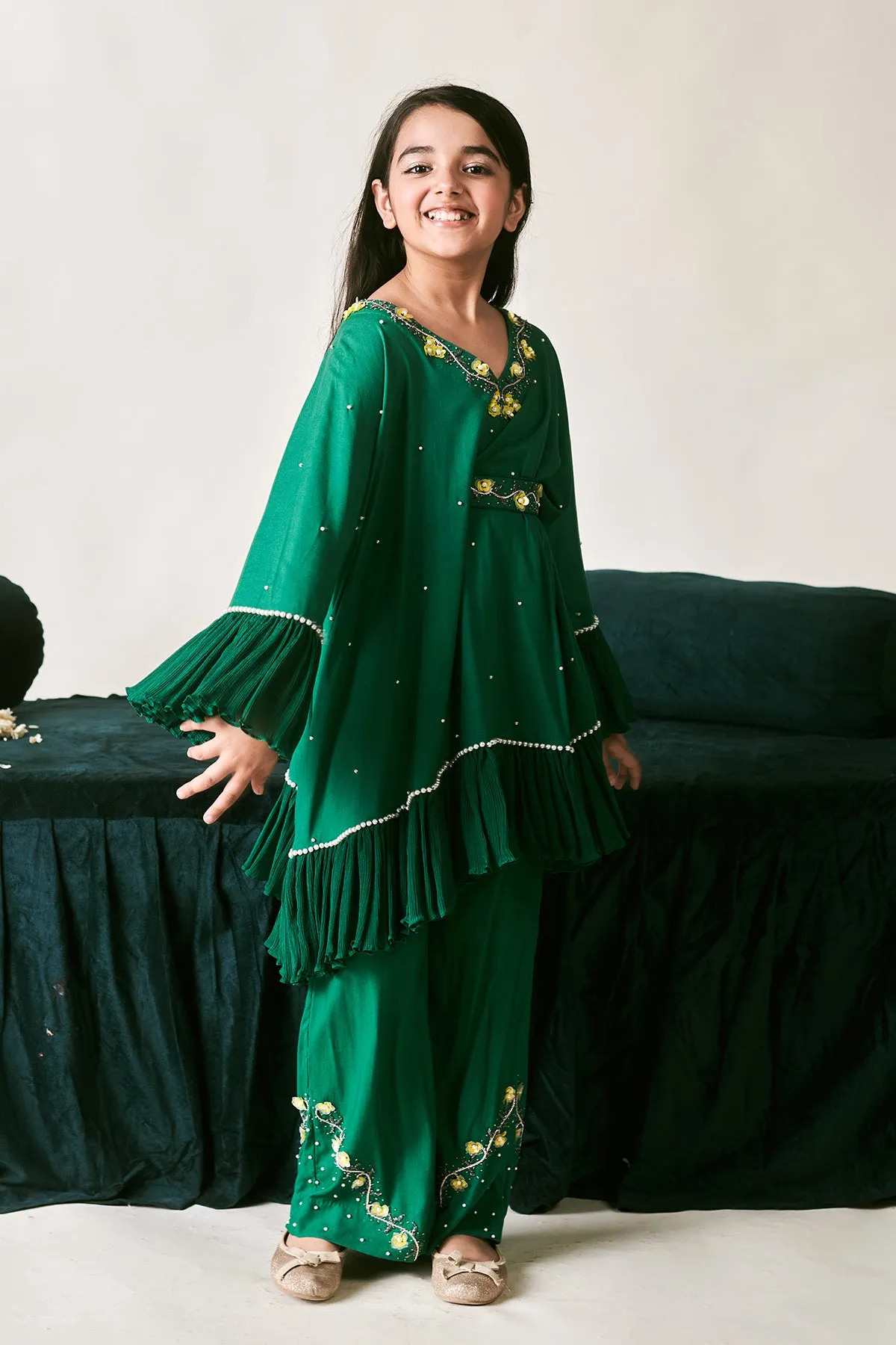 Aabida- Kaftan Set With Pants And Belt Set Of 2