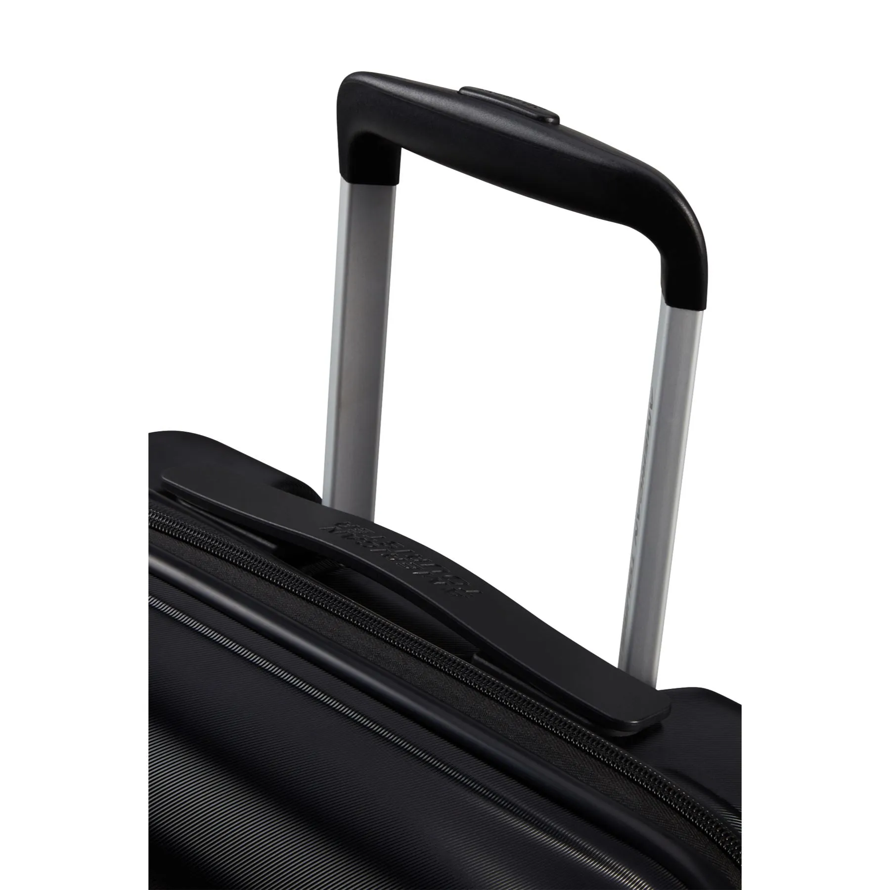 American Tourister Flashline Spinner