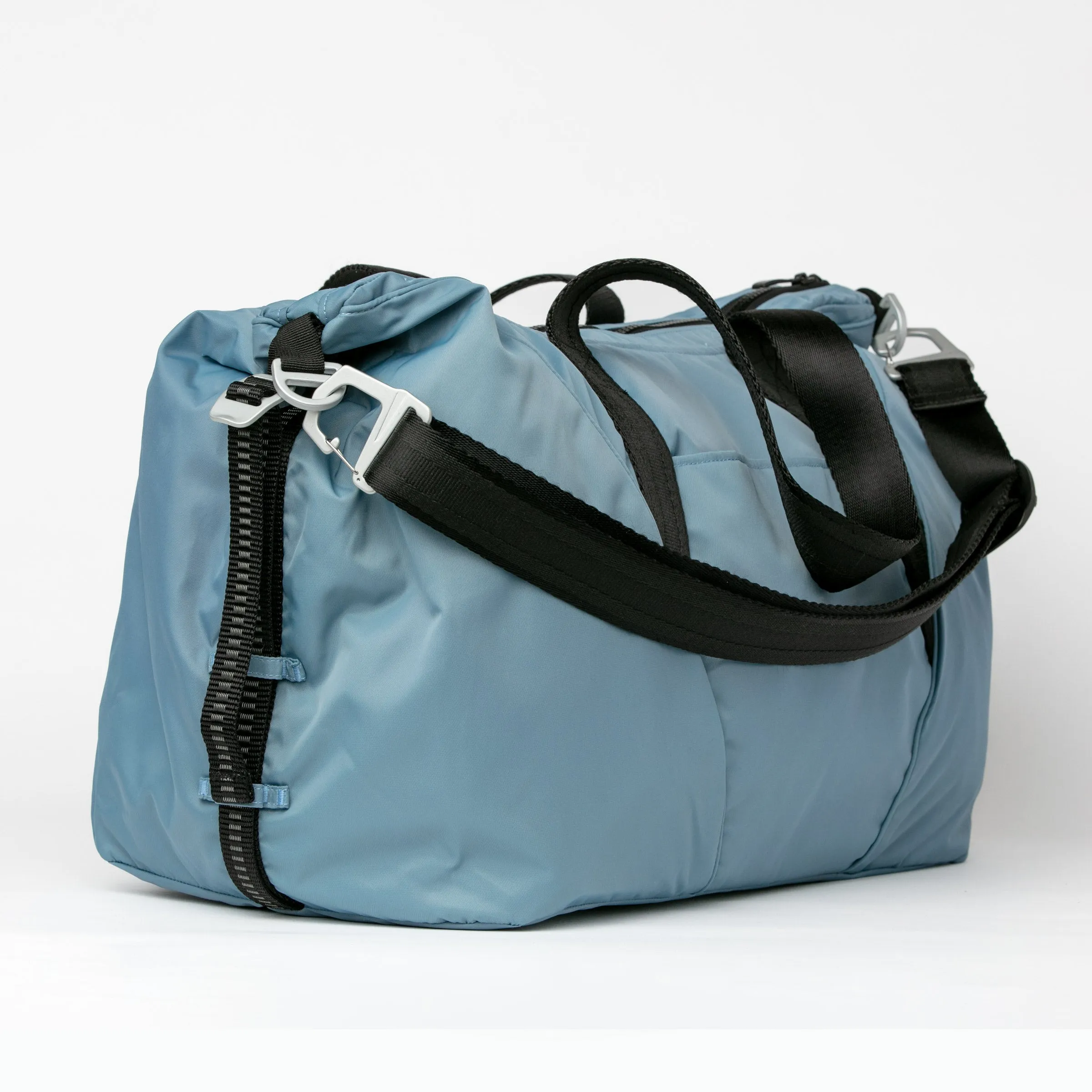 Aruna Duffel