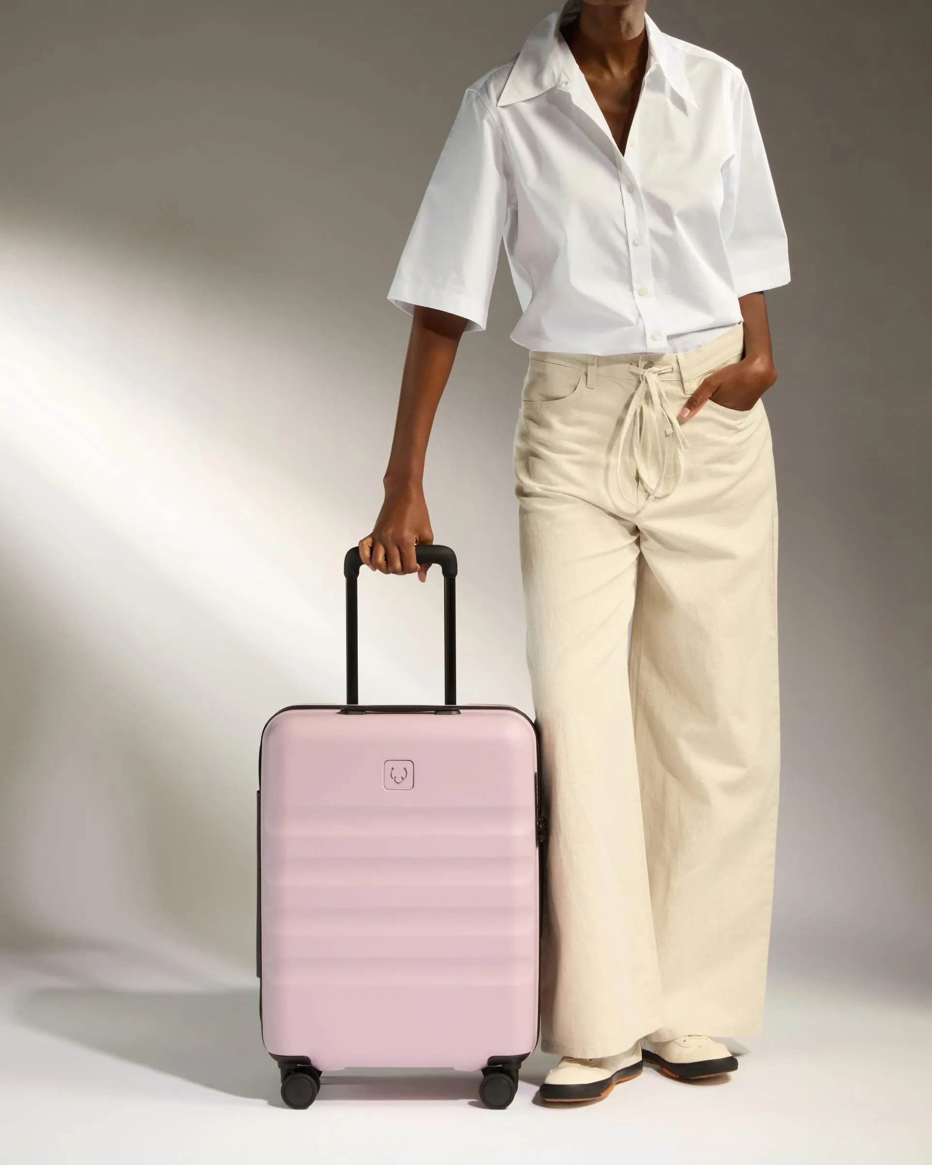 Cabin Suitcase in Moorland Pink - Icon Stripe