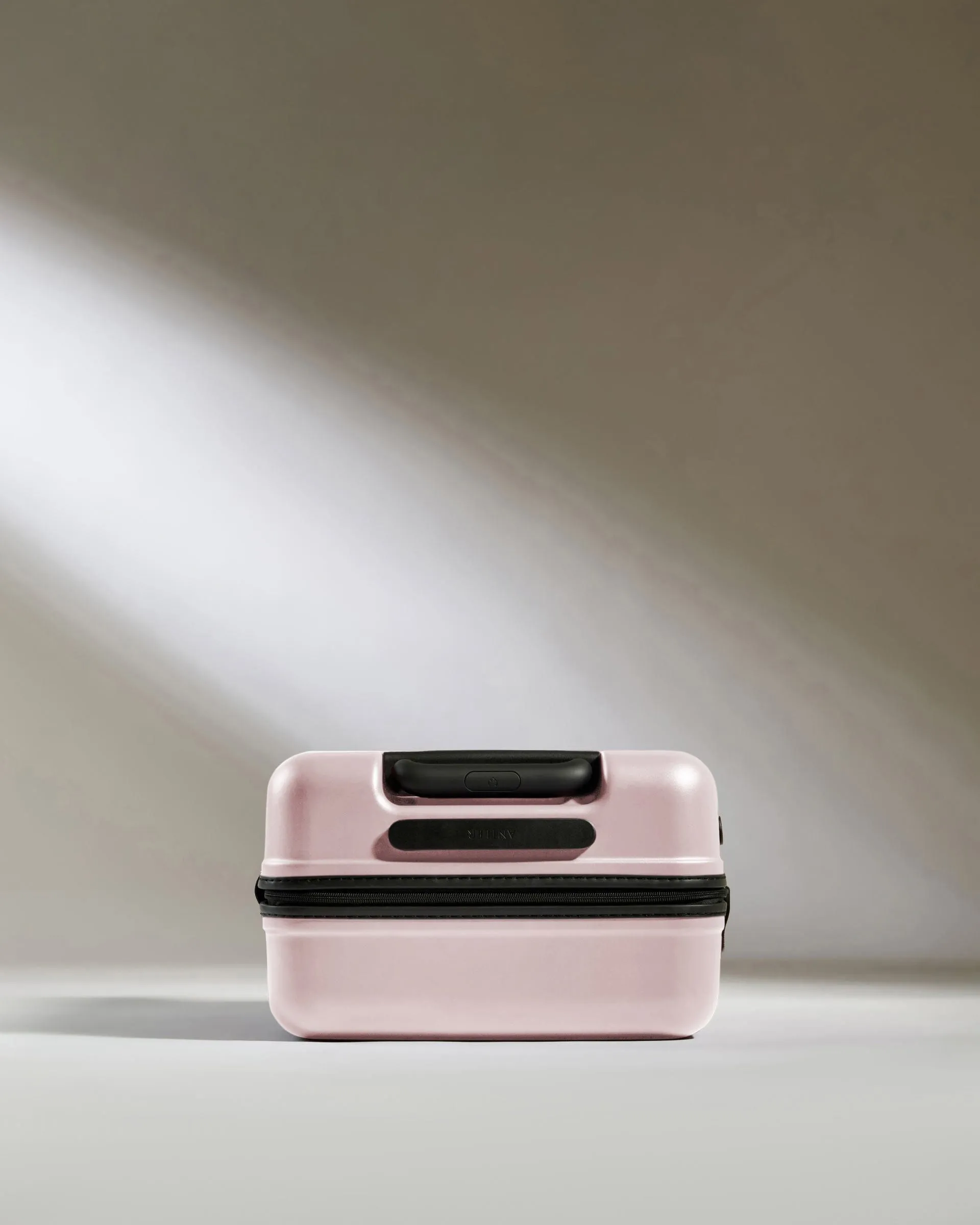 Large Cabin Suitcase in Moorland Pink - Icon Stripe