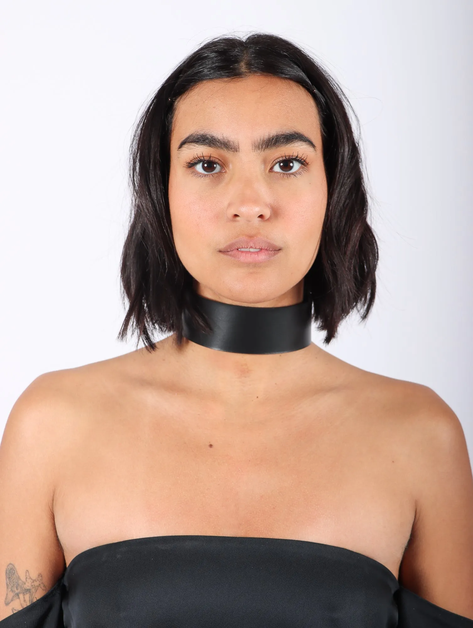 PM Choker in Black by Aumorfia